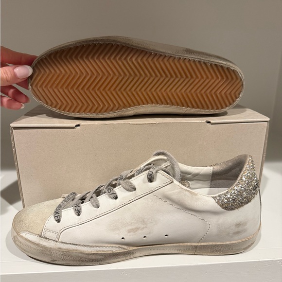 Golden Goose Super Star Classic Sneakers - Picture 5 of 12